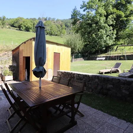 Maison De Charme Avec Jardin, Proche Station Super-lioran, Ideale Pour Famille Et Activites Nature - Fr-1-742-467 בית נופש