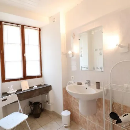 Maison De Charme Avec Jardin, Proche Station Super-lioran, Ideale Pour Famille Et Activites Nature - Fr-1-742-467 * Thiézac