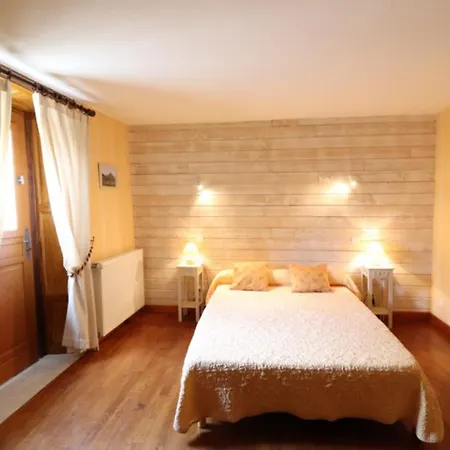 Σπίτι διακοπών Maison De Charme Avec Jardin, Proche Station Super-lioran, Ideale Pour Famille Et Activites Nature - Fr-1-742-467