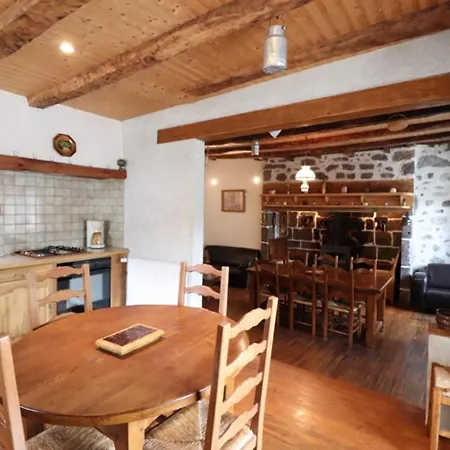 Maison De Charme Avec Jardin, Proche Station Super-lioran, Ideale Pour Famille Et Activites Nature - Fr-1-742-467 Thiézac
